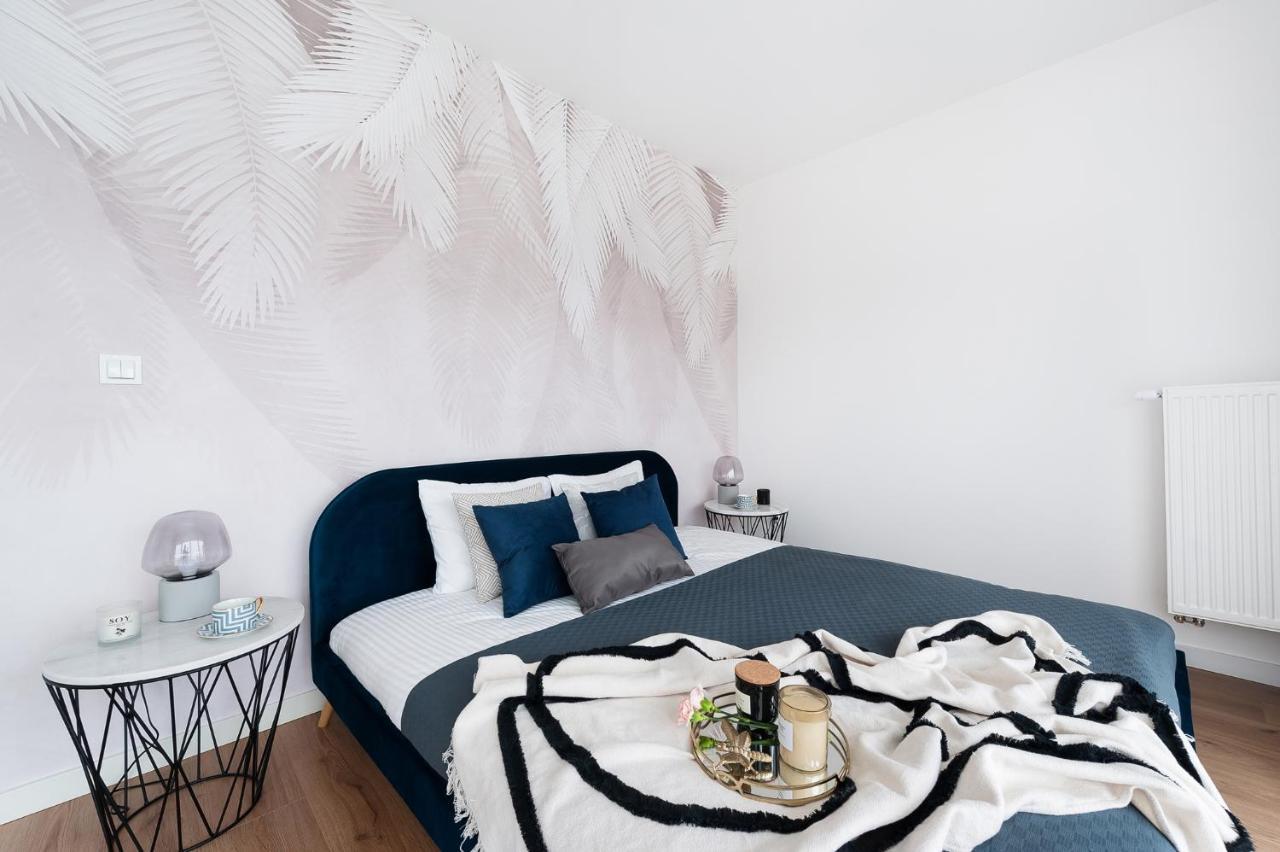 Lake Club Apartments - Loftaffair Mikołajki エクステリア 写真