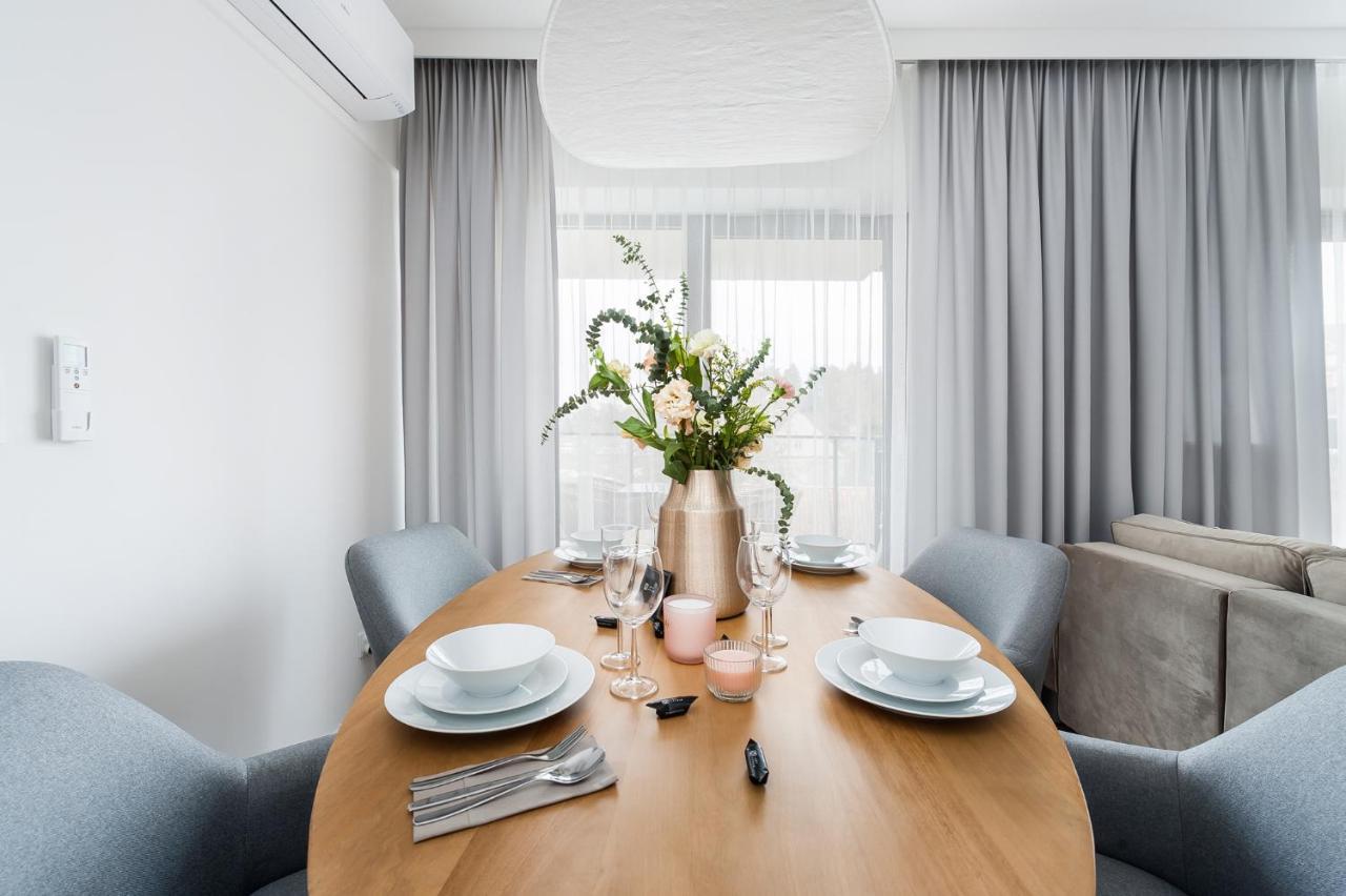 Lake Club Apartments - Loftaffair Mikołajki エクステリア 写真