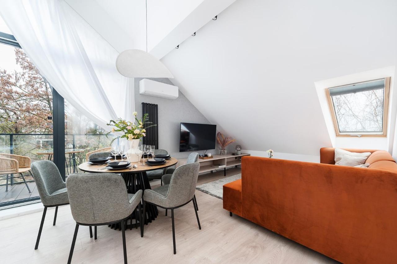 Lake Club Apartments - Loftaffair Mikołajki エクステリア 写真