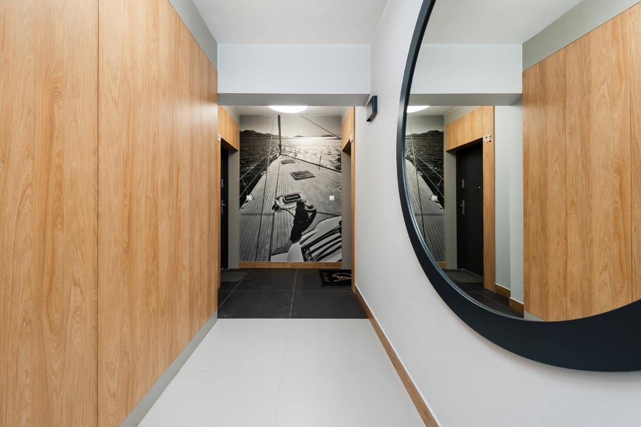 Lake Club Apartments - Loftaffair Mikołajki エクステリア 写真
